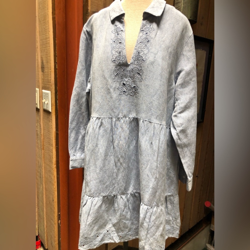 NWT! Darling Tommy Bahama dress!